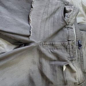 Isaac Mizrahi Live Gray Raw Hem Crop Jean